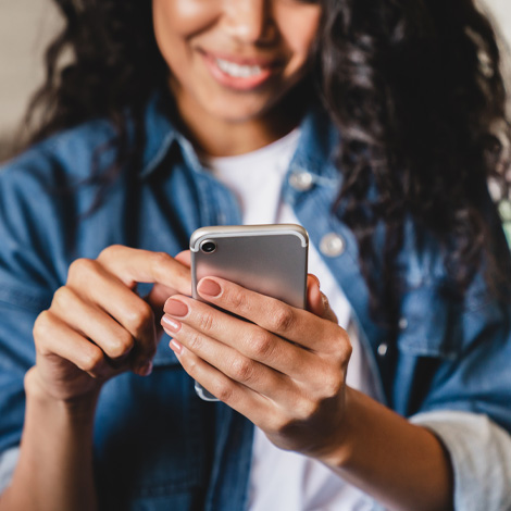 woman enjoying app